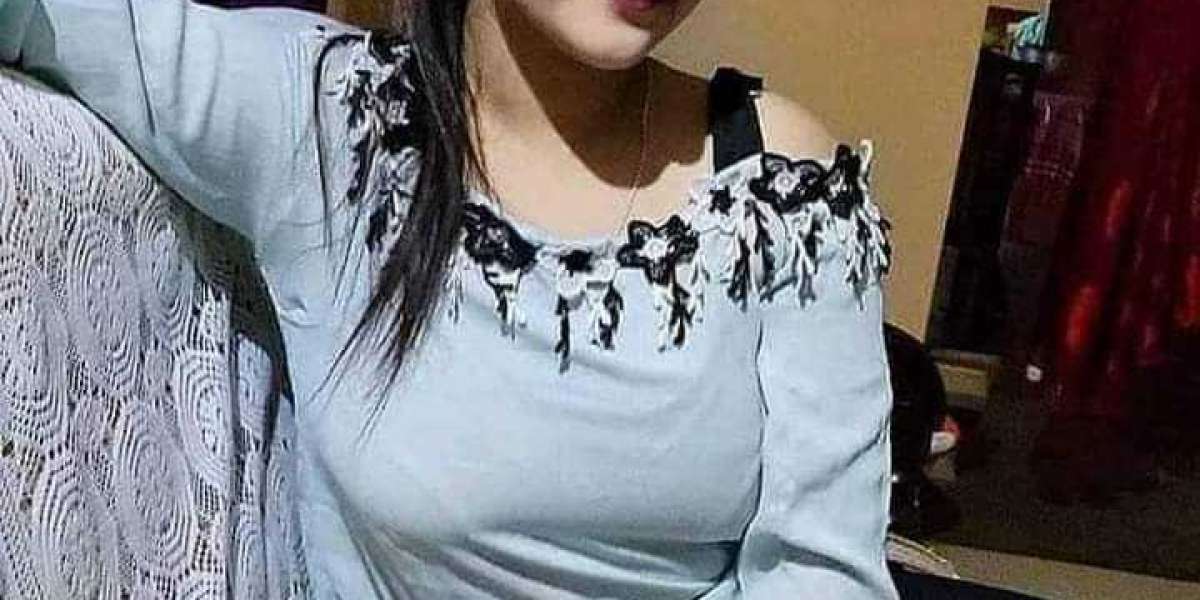 Where To Find Top Escorts Services in Karachi...?