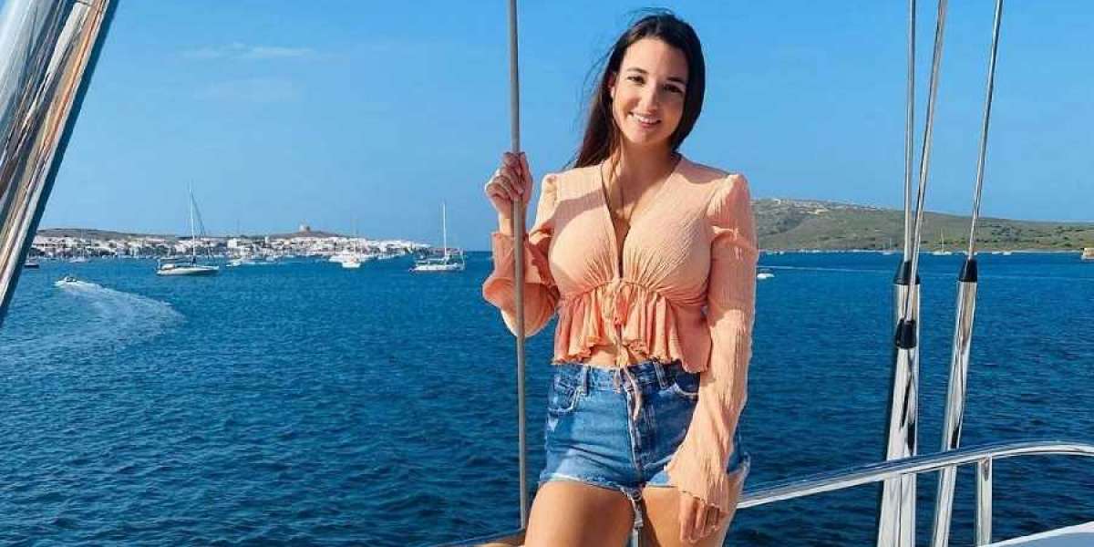 Ashley Marti Below Deck | Apzomedia