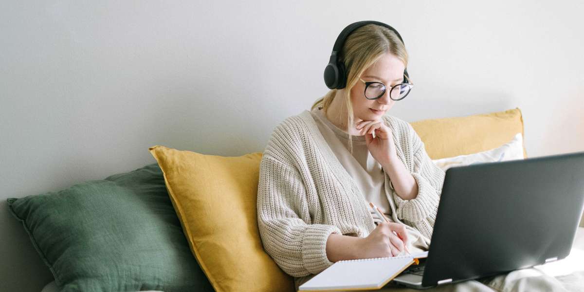 Take My Online Course - Guide 2023